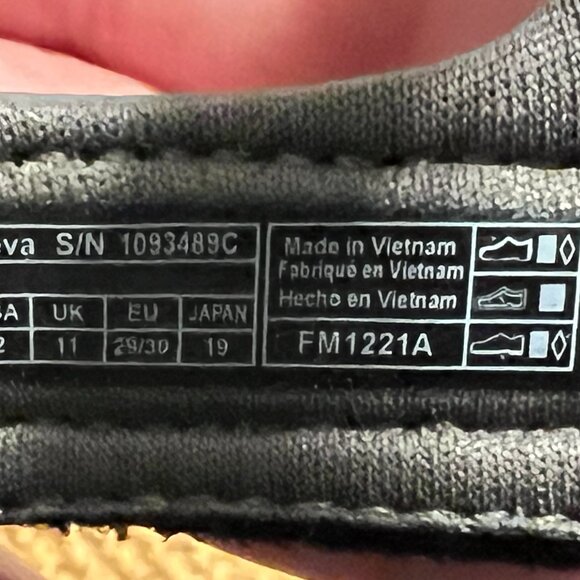 Teva Sandal Kids Size 12 - Picture 4 of 4